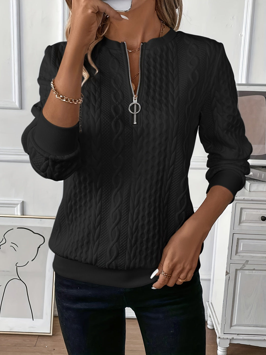 Antonia - Chic Zip-Up Sweater