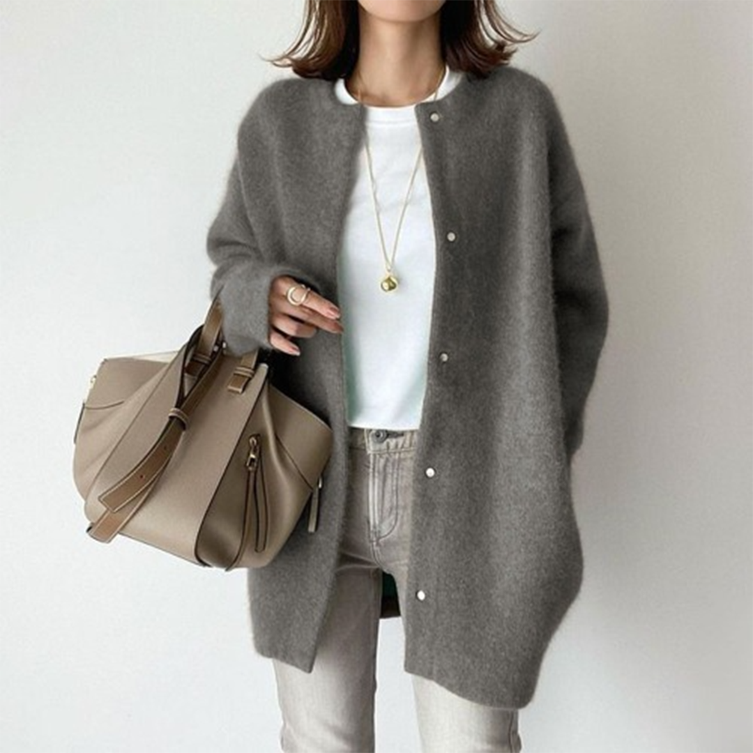 Claudia - Sophisticated Cardigan