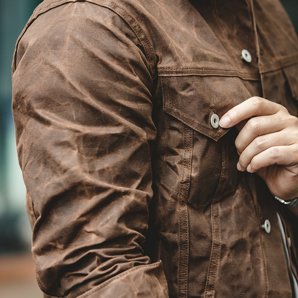 Leroy - Rugged denim jacket!