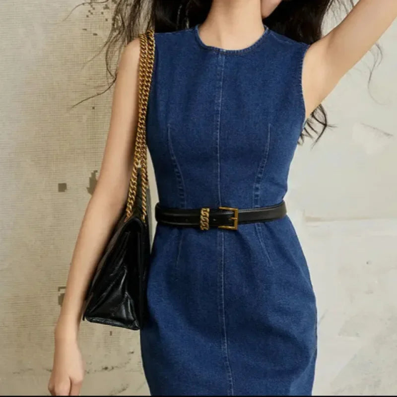 Zevida - Chic Slim Fit Denim Dress