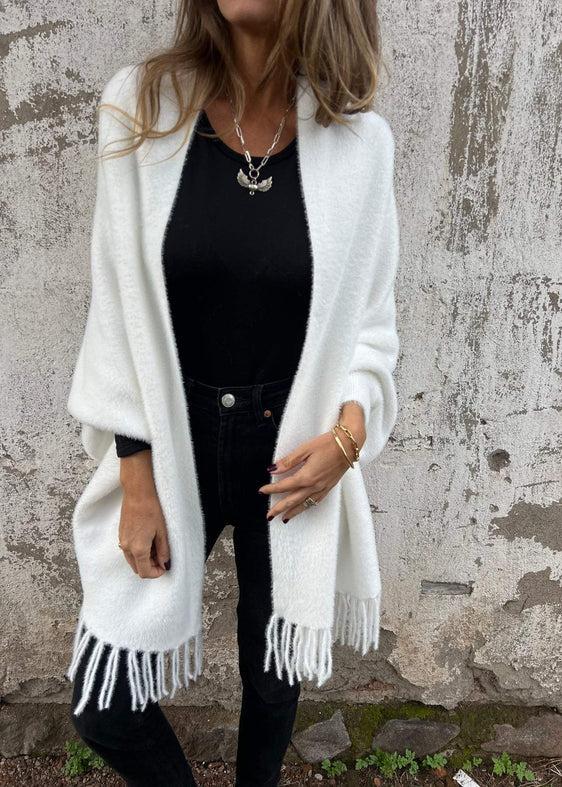 Carmen - Oversized Tassel Shawl Coat